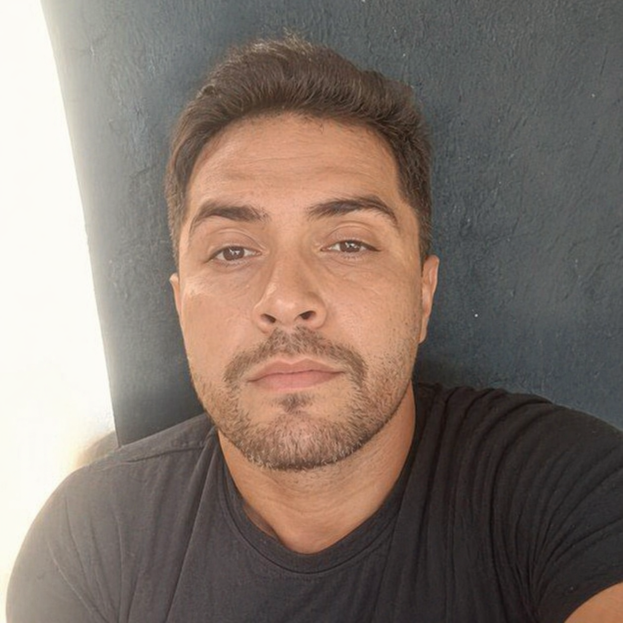 Carlos R.